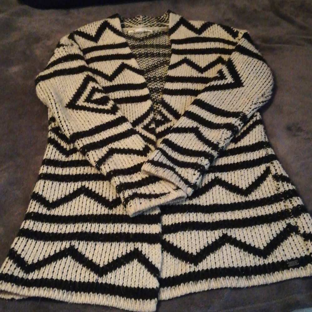 Roxy sweater